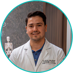 Joel Iram Adame Moreno, fellowship faculty at Centro Artros