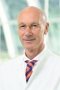 Jörg van Schoonhoven, fellowship faculty at Klinik für Handchirurgie, RHÖN-KLINIKUM Campus Bad Neustadt