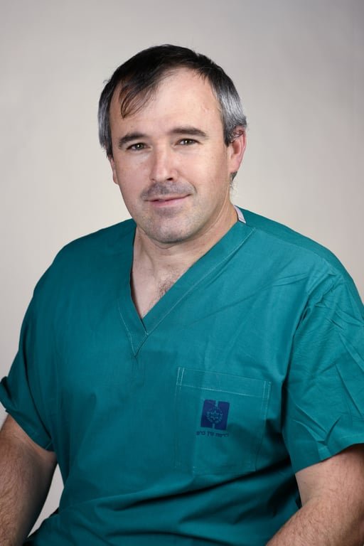 Josh Schroeder, fellowship faculty at Hadassah Medical Center