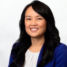 Lisa Huynh, fellowship faculty at Stanford University Spine Center