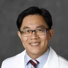 Luke S. Oh, fellowship faculty at Massachusetts General Hospital / New England Baptist Hospital