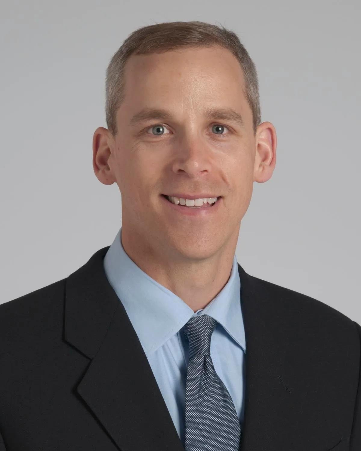 Mark Berkowitz, fellowship faculty at Cleveland Clinic Department of Orthopaedic Surgery