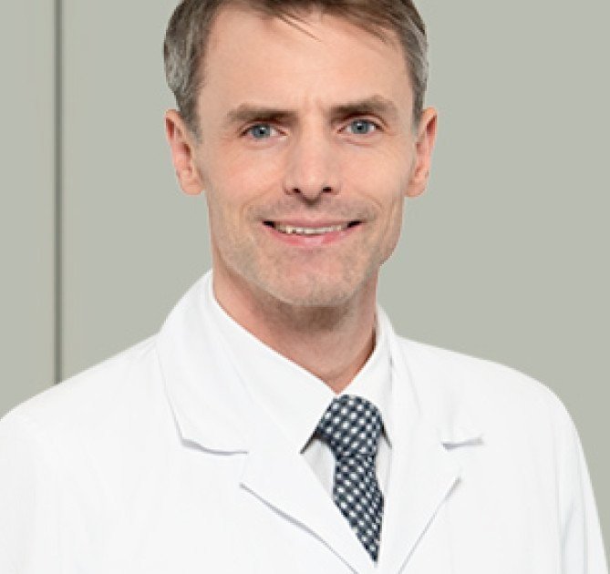 Markus Loibl, fellowship faculty at Schulthess Klinik, Department of Spine Surgery