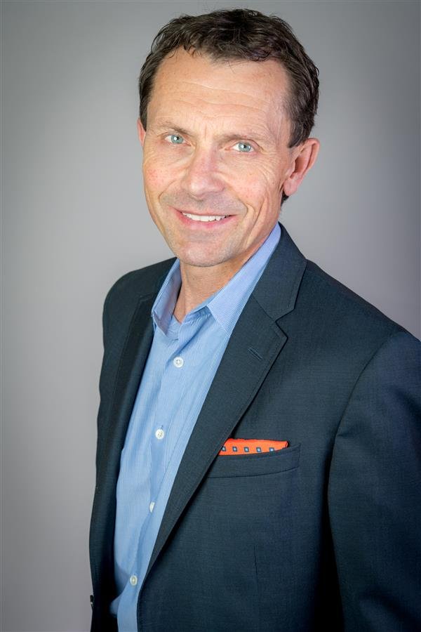 Martin Boublik, fellowship faculty at Steadman Hawkins Clinic - Denver
