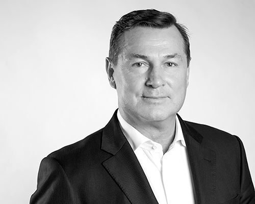 Matthew Scott-Young, fellowship faculty at Pindara Private Hospital / Gold Coast Spine