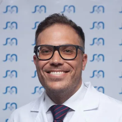 Dr. Ezequiel Cata, fellowship faculty at Sanatorio Allende — Capacitación y Docencia / Universidad Católica de Córdoba