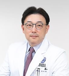 Si Young Park, MD, PhD (SIF Director; Professor and Chief, Department of Orthopedic Surgery), fellowship faculty at Severance Hospital, Yonsei University Health System