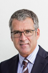 Dr. med. Thomas Westphal (Head, DVSE Shoulder and Elbow Clinic (DSEK)), fellowship faculty at Klinikum Südstadt Rostock, Department of Trauma Surgery, Orthopaedics and Hand Surgery (Klinik für Unfallchirurgie, Orthopädie und Handchirurgie)