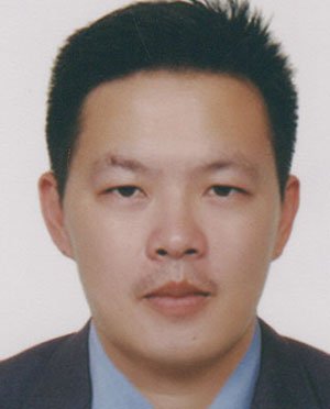 Julius Kho, fellowship faculty at Chong Hua Hospital