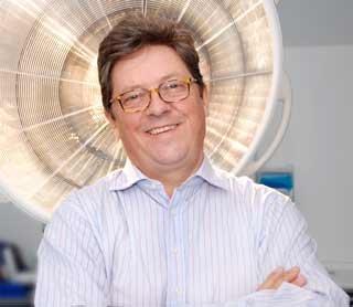 Simon Kay, fellowship faculty at Leeds Teaching Hospitals NHS Trust