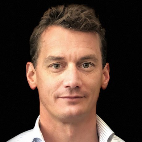 Dr. med. Jörg Weber (Deputy head), fellowship faculty at Klinikum Südstadt Rostock, Department of Trauma Surgery, Orthopaedics and Hand Surgery (Klinik für Unfallchirurgie, Orthopädie und Handchirurgie)