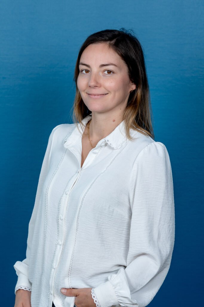 Raphaëlle Dumartinet-Gibaud, fellowship faculty at Centre de la Main d'Angers