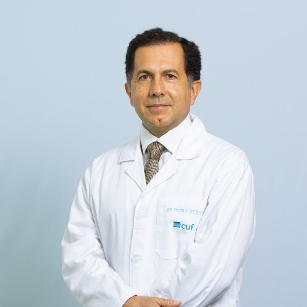 Pedro Pessoa, fellowship faculty at Hospital CUF TEJO