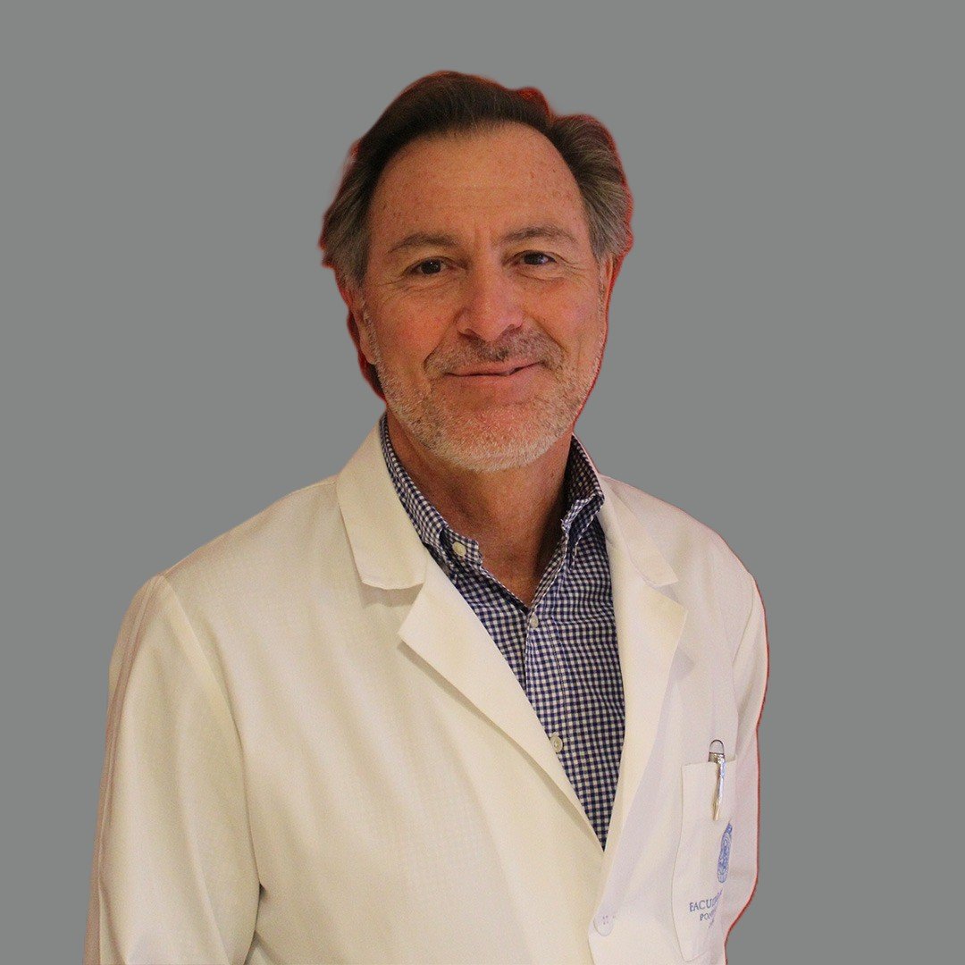 Rafael Vega, fellowship faculty at Pontificia Universidad Católica de Chile Department of Orthopaedic Surgery