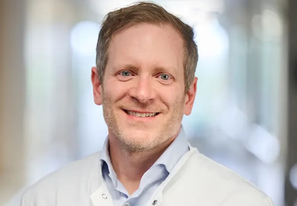 Philipp Schuster, fellowship faculty at Orthopädische Klinik Markgröningen (RKH Gesundheit), Centre for Sports Orthopaedics and Special Joint Surgery and Centre for Arthroplasty
