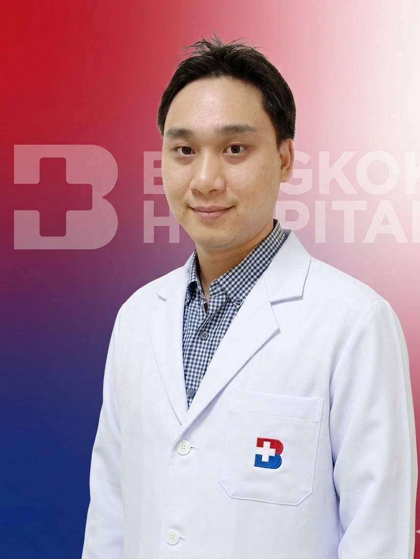 Permsak Paholpak, fellowship faculty at Khon Kaen University Faculty of Medicine, Department of Orthopaedics (Srinagarind Hospital)