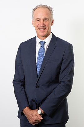 Michael Dixon, fellowship faculty at Orthocentre / Kareena Private Hospital