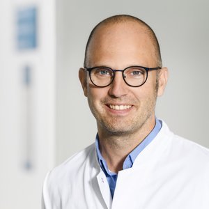 PD Dr. med. Lars Eden (Head, DVSE Shoulder and Elbow Clinic (DSEK)), fellowship faculty at Sana Klinik Rummelsberg, Trauma, Shoulder and Reconstructive Surgery (Deutsche Schulter- und Ellenbogenklinik Rummelsberg)