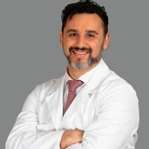 Rodrigo Liendo V., fellowship faculty at UC Chile Dept. of Orthopaedics and Traumatology