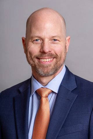 Roger Cornwall, fellowship faculty at University of Cincinnati Medical Center and TriHealth/Beacon Hand Surgery Specialists