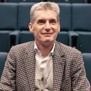 Thierry Joudet, fellowship faculty at Shoulder Friends Institute — 10 French shoulder centres