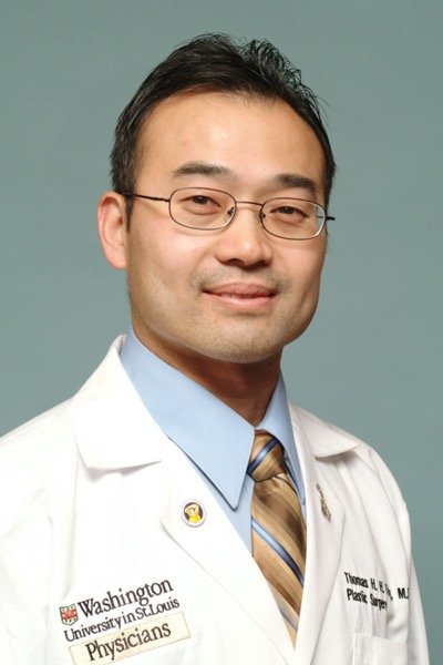 Thomas Tung, fellowship faculty at WashU Medicine Division of Plastic and Reconstructive Surgery