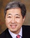 Tim Yoon, MD, PhD, fellowship faculty at Emory Orthopaedics & Spine Center